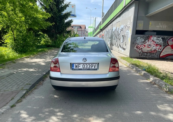 Volkswagen Passat cena 6500 przebieg: 410000, rok produkcji 2000 z Warszawa małe 67